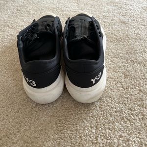 Y3 Adidas sneaker